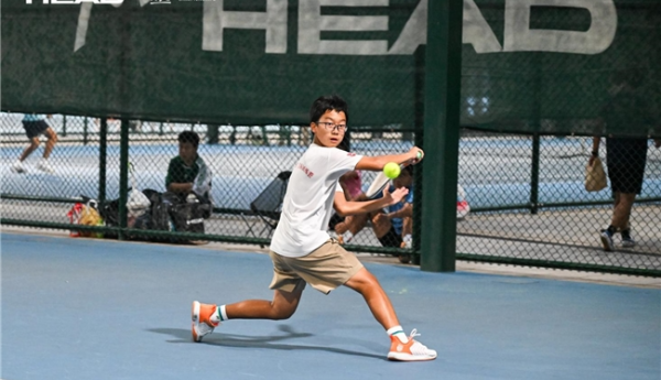 球星签名盲盒、个人专属挂件、观看ATP比赛…这是一届你没见过的青少年比赛！