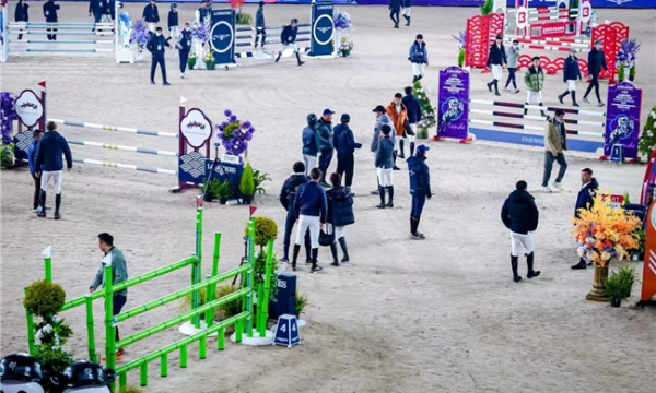 2025浪琴表国际马联场地障碍世界杯中国联赛总决赛成都开赛 国际马联三星级大赛促进当地马术运动体育产业发展