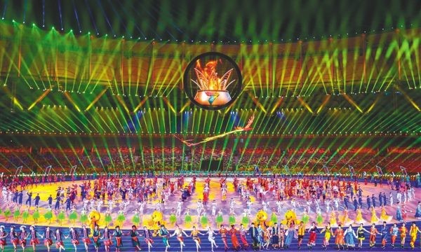 海南省第七届少数民族传统体育运动会开幕式在三亚举行